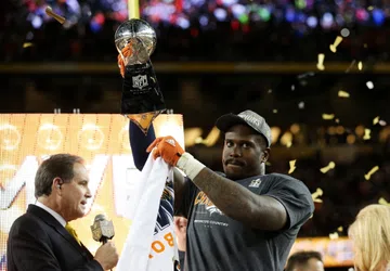 Dallas Cowboys anuncia contratação de Von Miller, MVP do Super Bowl 50 e lenda da NFL